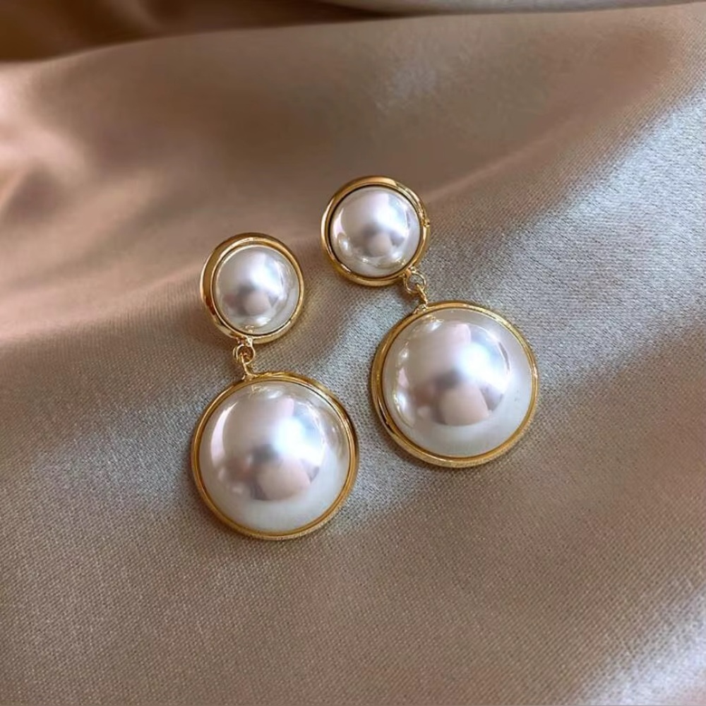NWT Pearl Drop Earrings